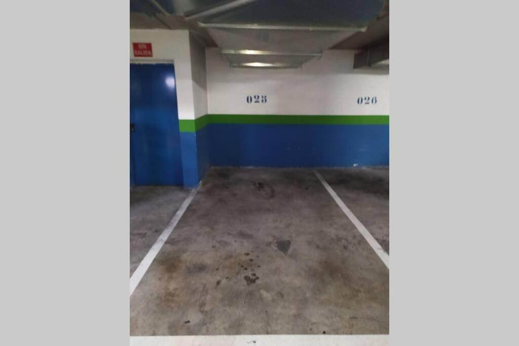 Ferienwohnung La Terraza De La Florida Terraza 225 M2 Oviédo Exterior foto