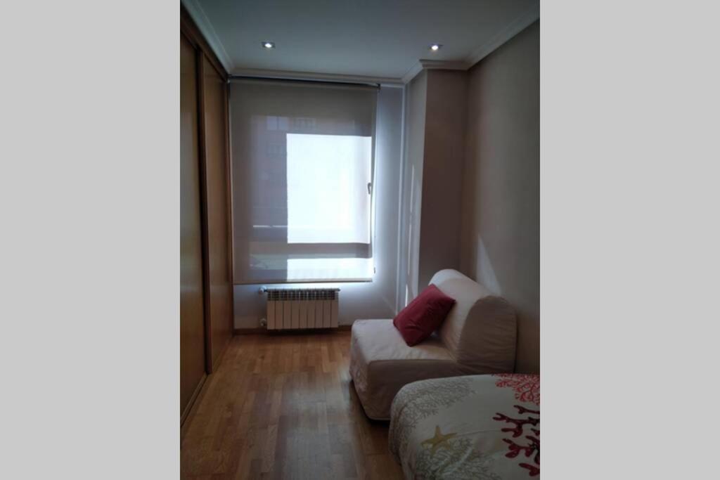 Ferienwohnung La Terraza De La Florida Terraza 225 M2 Oviédo Exterior foto